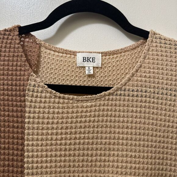 2/$30 BKE Color Block Waffle Knit Shirt Size S Tan Oversized Neutral Boho Boxy - Picture 6 of 10